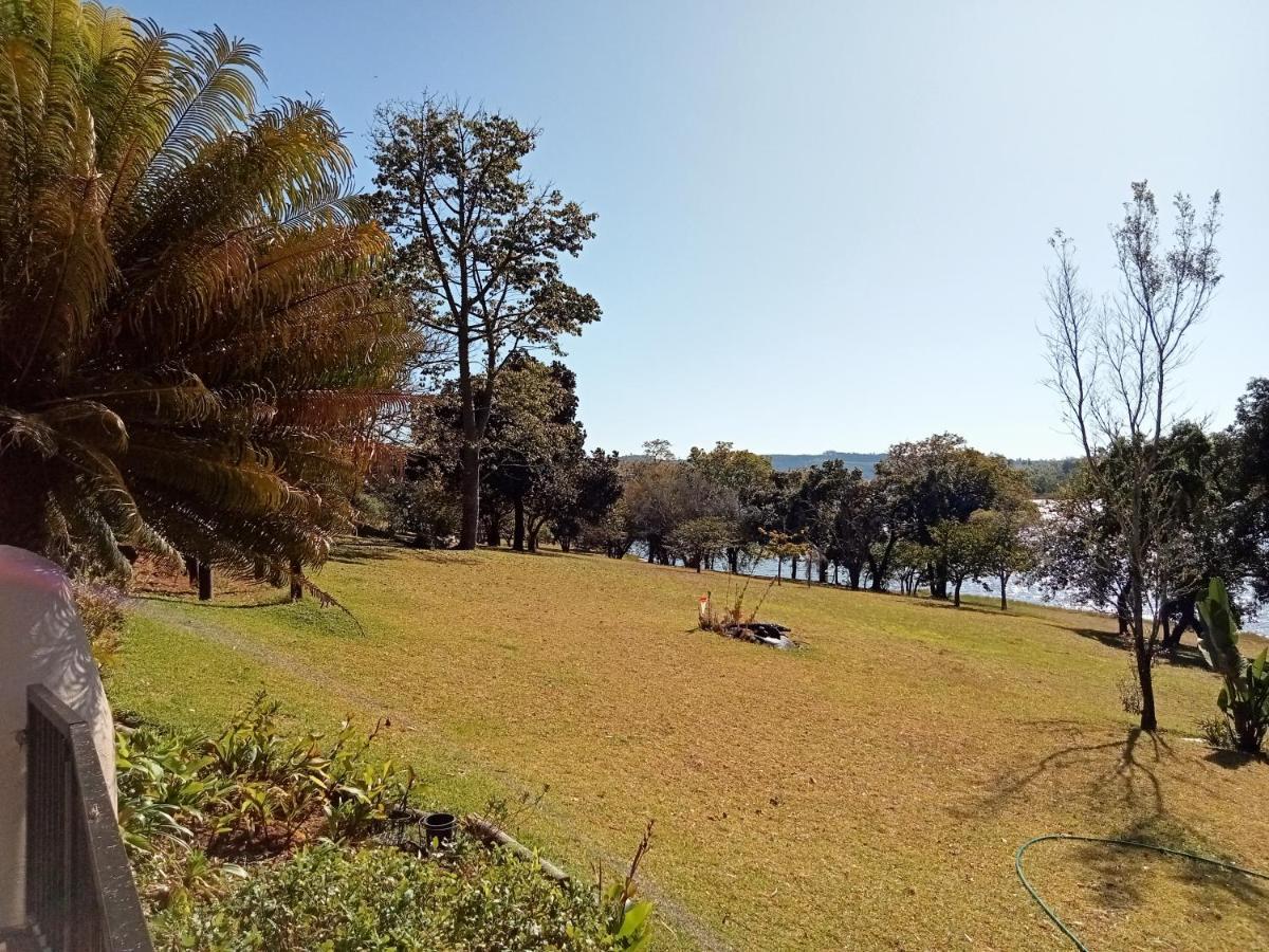 Duiker Den At Hulala Appartement Witrivier